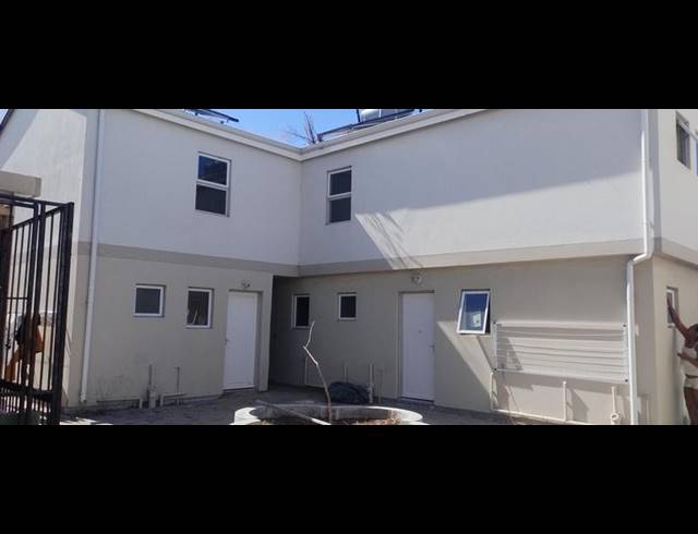 2 BEDROOM APARTMENT FOR SALE IN DE ALMEIDA